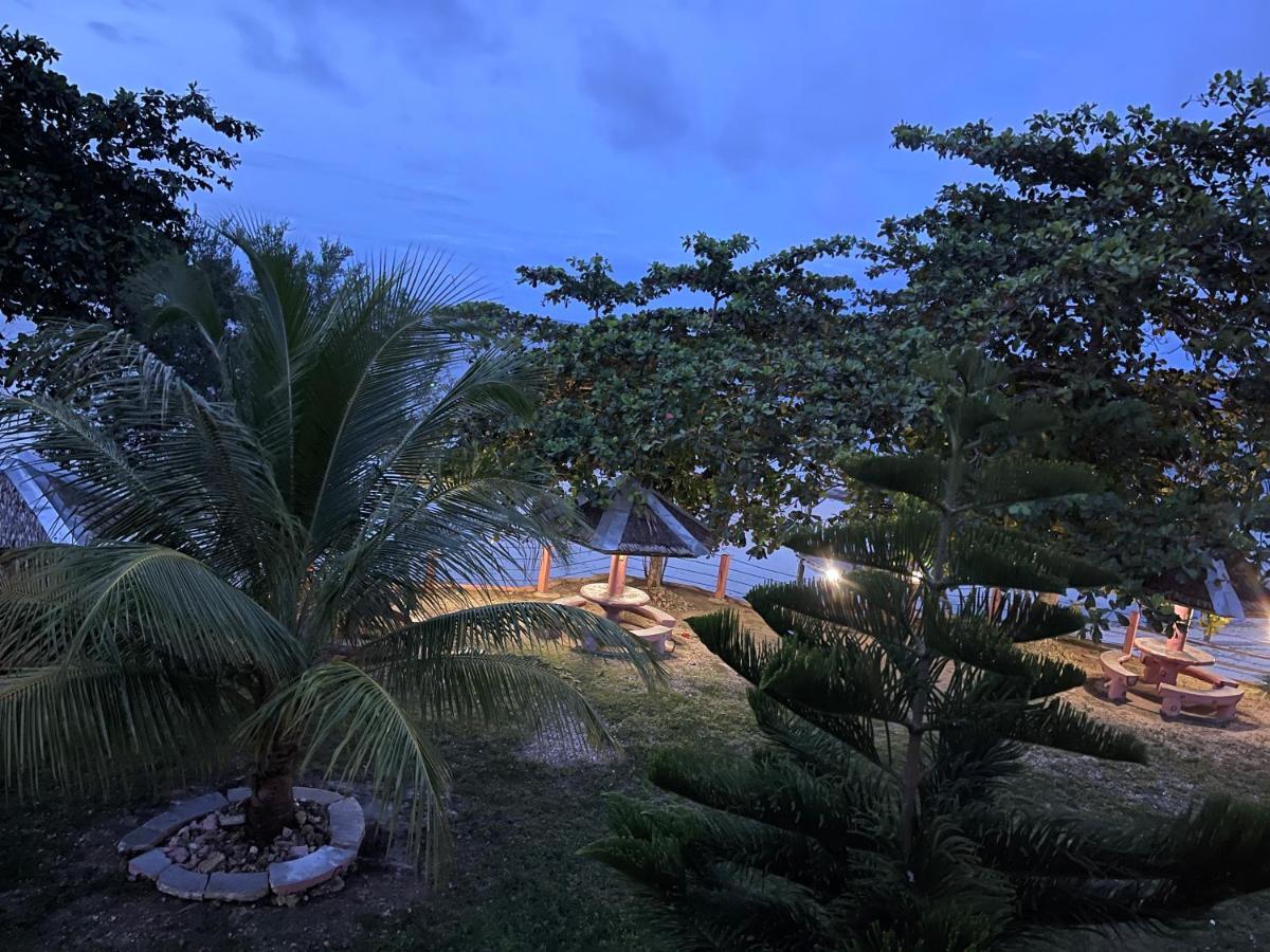 D'S Oceanview Beach Resort Siquijor Exterior foto