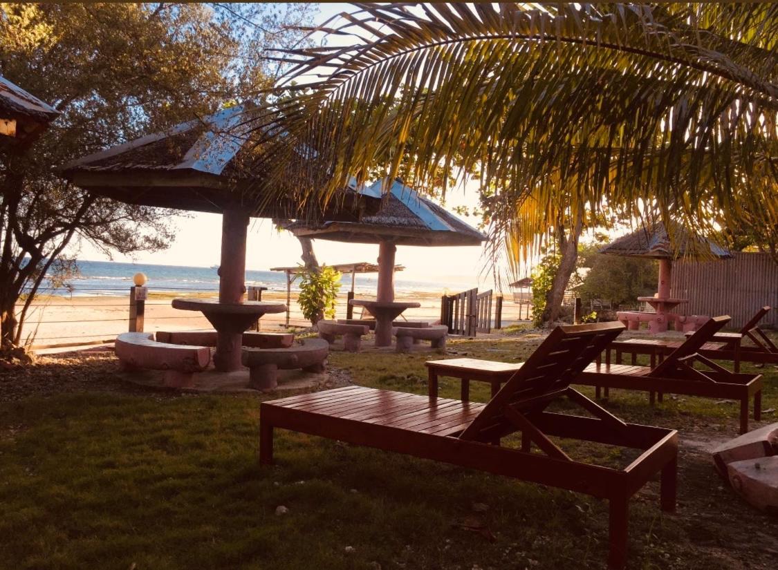 D'S Oceanview Beach Resort Siquijor Exterior foto